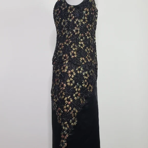 Menekshe black silk gown beaded appliqué formal - Picture 8 of 11